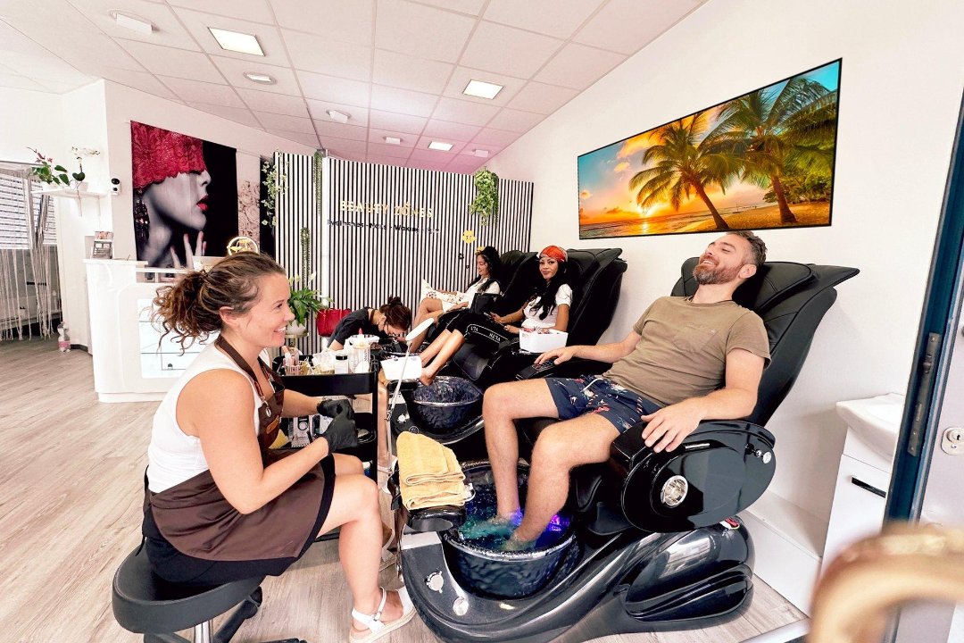 Beautyzones KLG, Rüti
