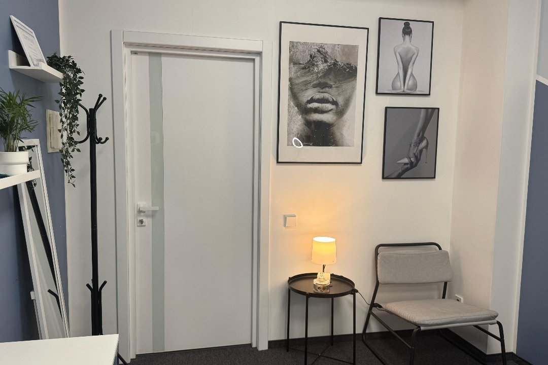Pro epill & skin tone, Lukiškiu aikšte, Vilnius