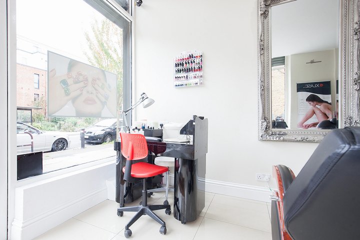 Anam Hair & Beauty Ltd - Onglerie Hither Green - Photo de galerie - OneBooking