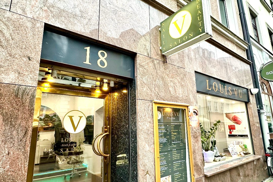 Louis Vu Nails & Beauty Salon, Marienplatz, München