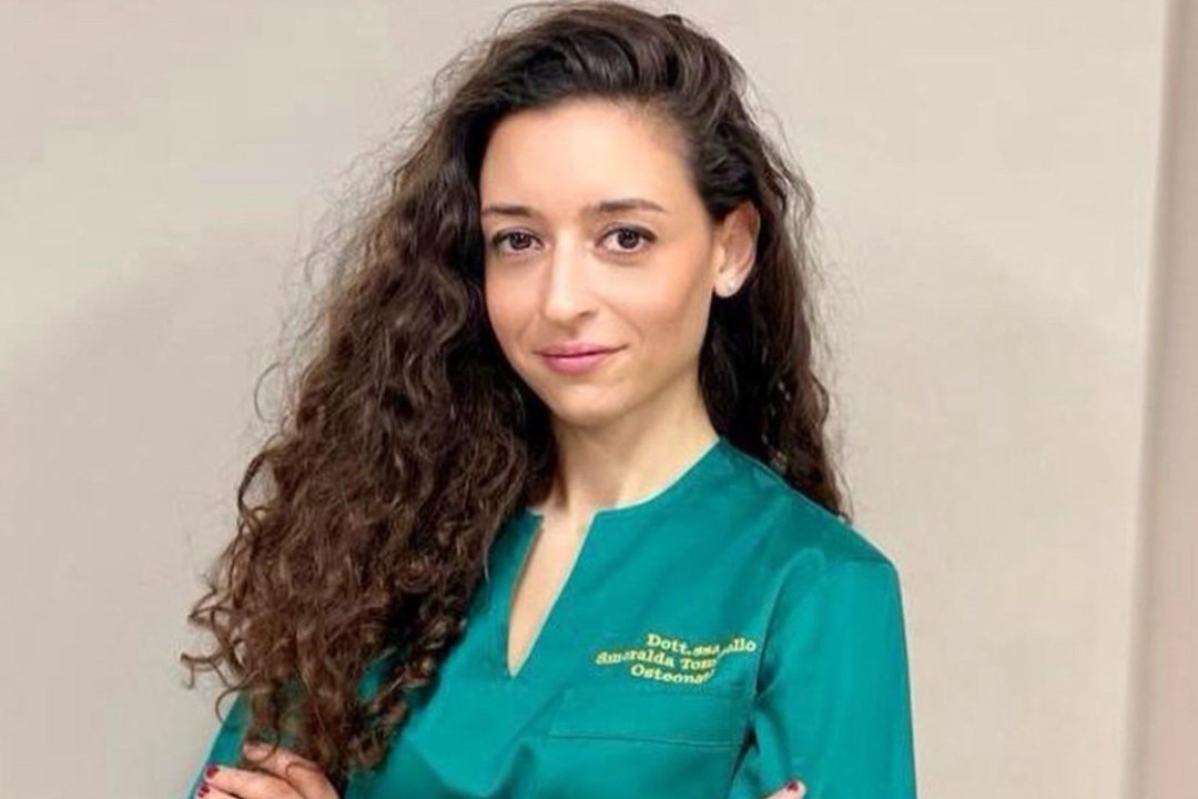 Dott.ssa Smeralda Tomasello (Osteopata), San Babila, Milano