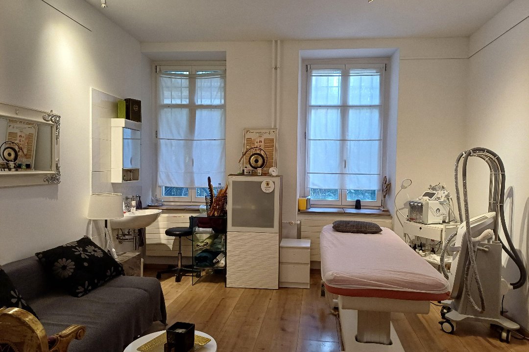 Issop Massage, Winkelriedstrasse, Zürich