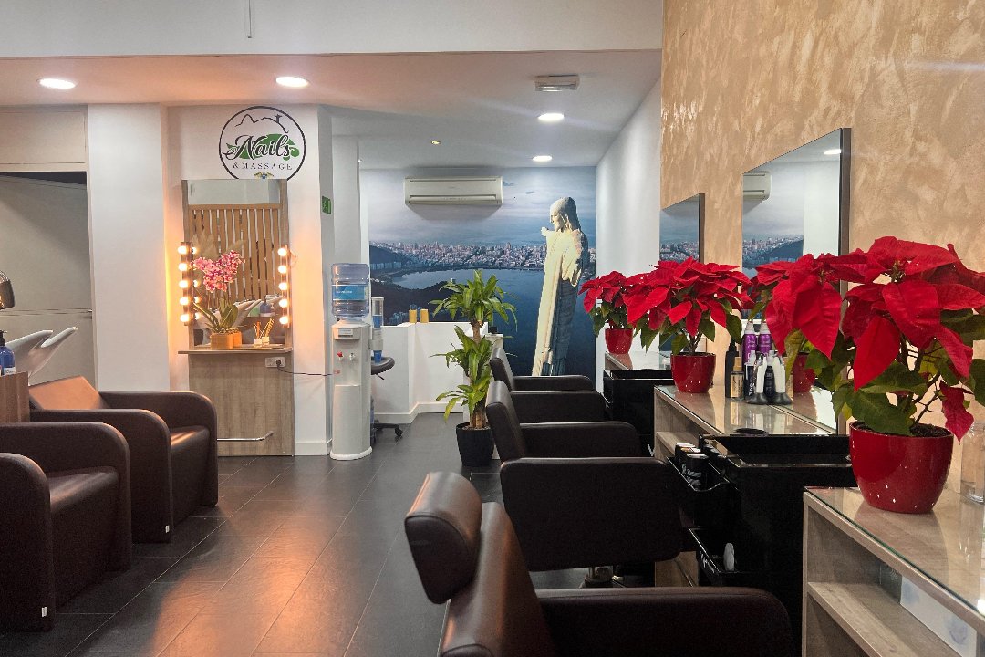 Peluquería y Estética Copacabana, Boadilla del Monte, Comunidad de Madrid