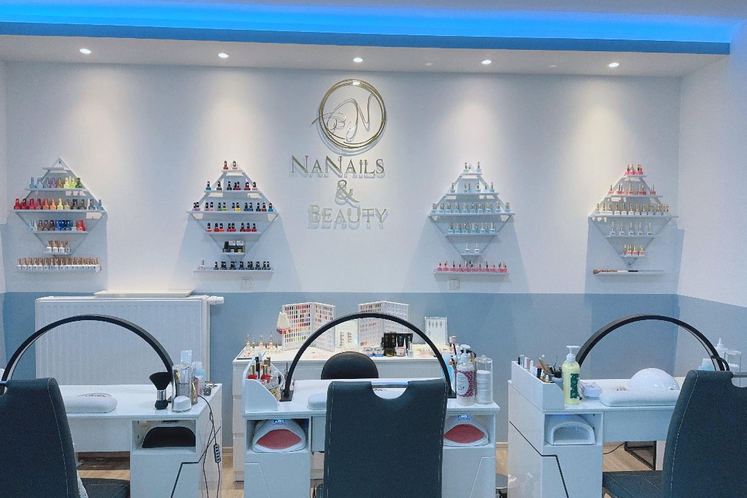 Na Nails & More, Innenstadt, Halle