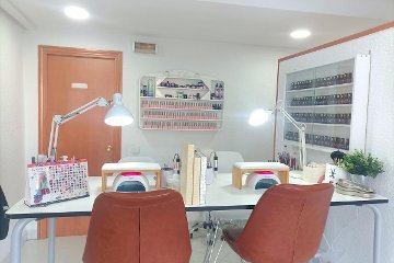 Nails and Beauty KQ