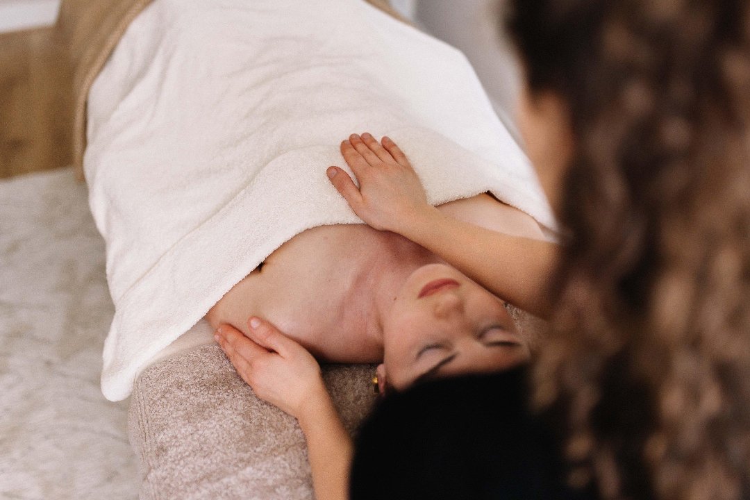 Reconnect Massage, Bomen- en Bloemenbuurt, The Hague