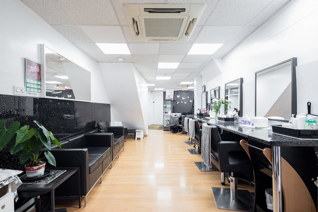 Zeenat Beauty Salon, Walthamstow, London