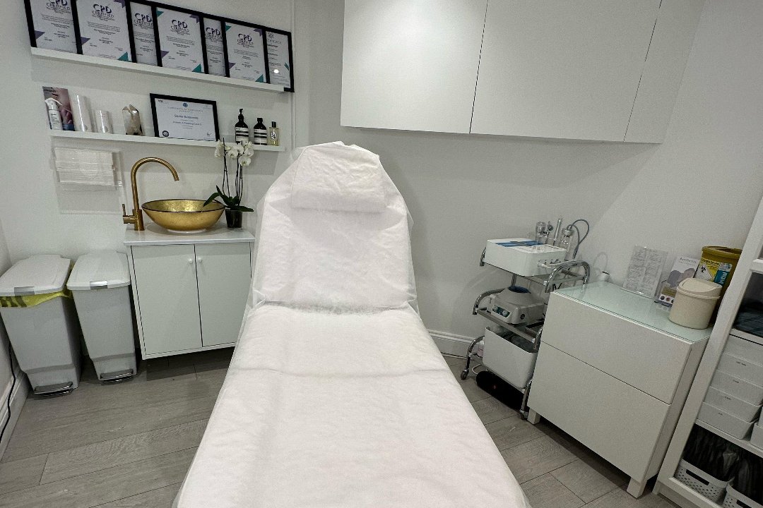 EB Aesthetics, King's Road, London