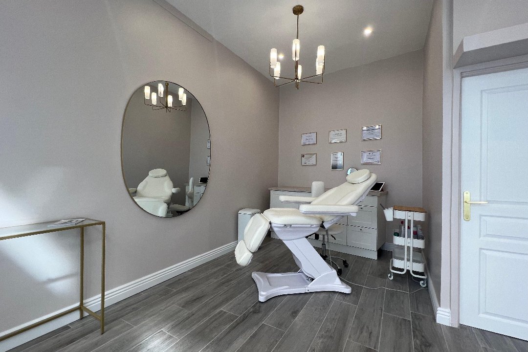 Kenza Brows Designer, Saxe Roosevelt, Lyon