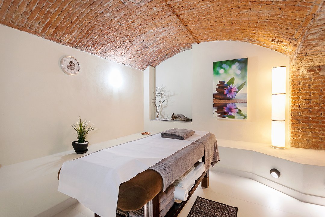 Royal SPA Glam, San Gottardo, Milano
