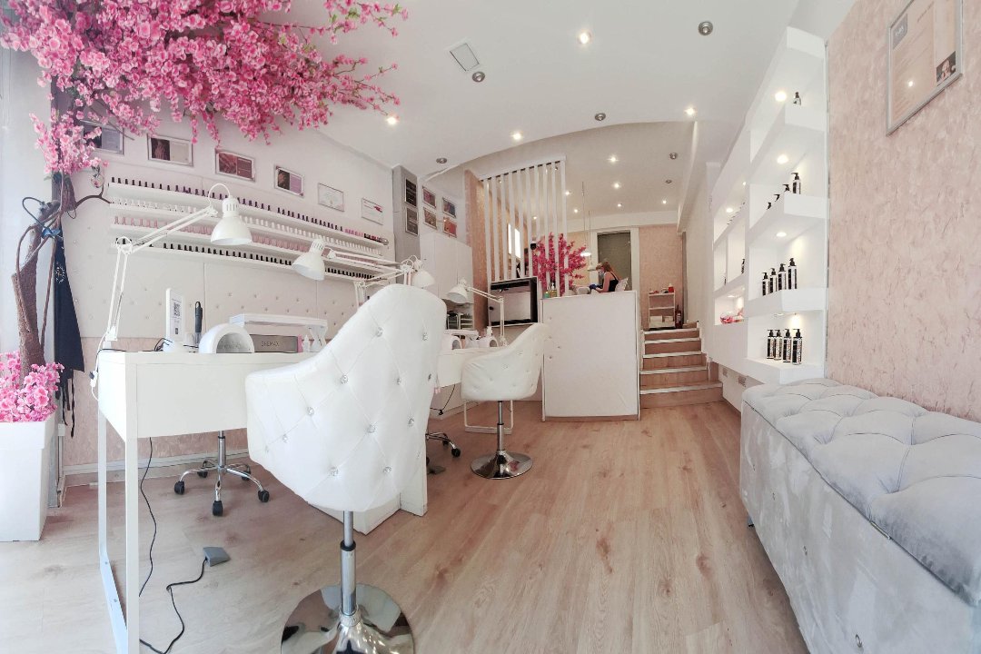 Blik Nail Loft, Poligono, Athens