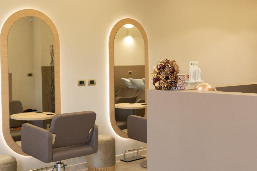 Ellen Hair Lash Salon di LN, Buon Pastore, Roma