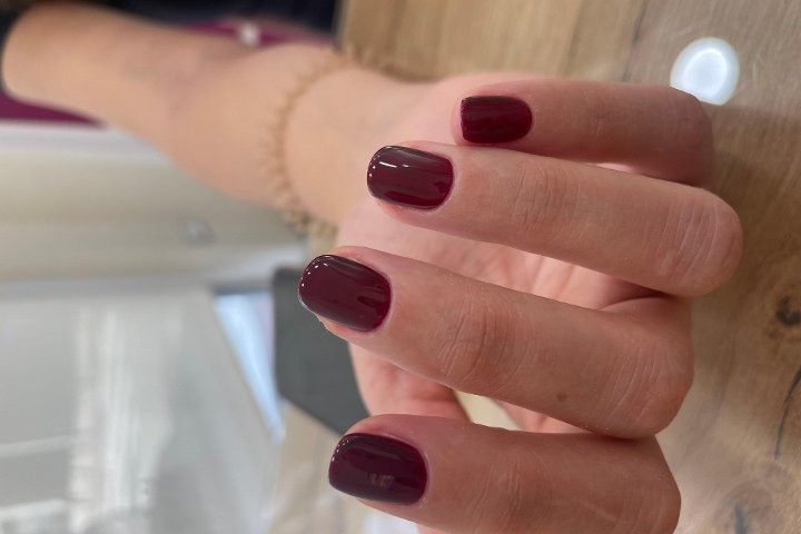 QUEEN NAILS - PEPA RODRIGUEZ & ESTER