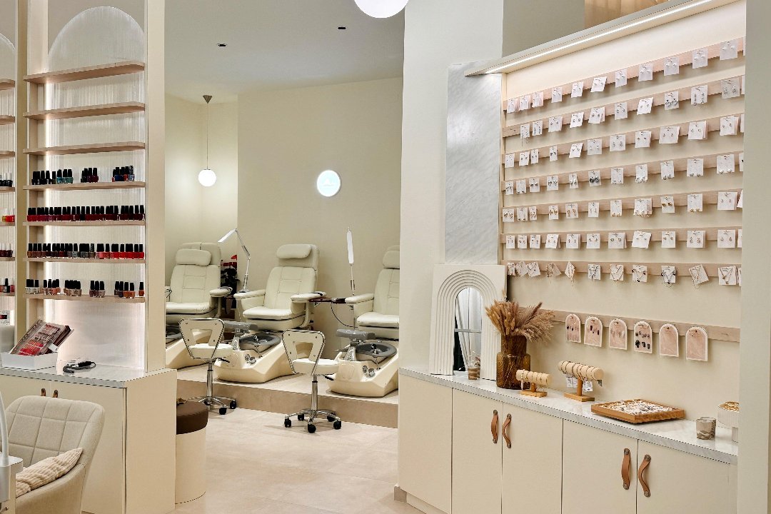 MII Nail and Beauty Salon, Piazzale Selinunte, Milano