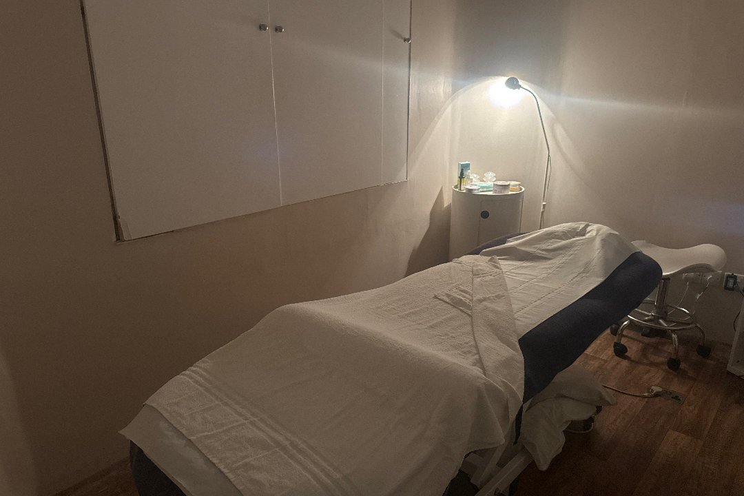 REEN Therapies, Balham High Road, London