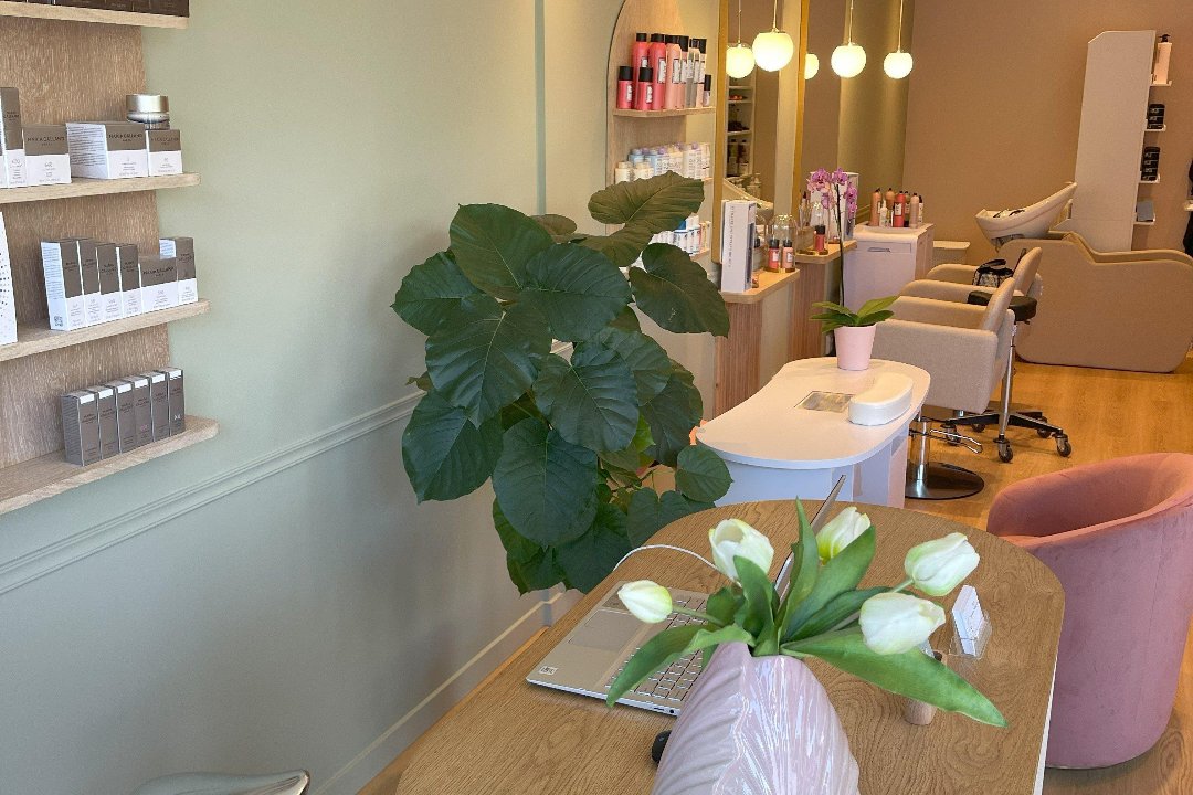 Salon Venus Wassenaar, Rijksstraatweg, Zuid-Holland