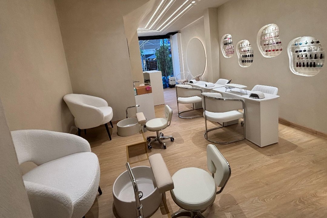 Nails & More, Nea Ionia, Αττική