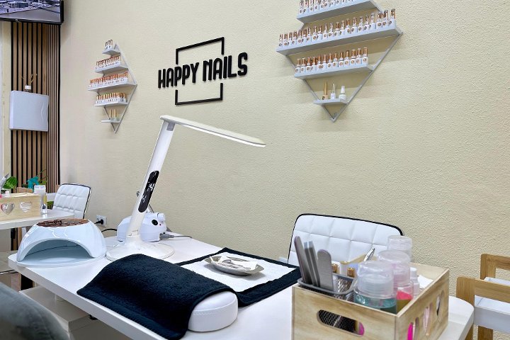 Happy Nails BDN - Onglerie Badalona - Photo de galerie - OneBooking