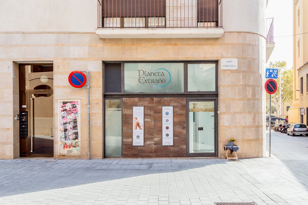 Planeta Extraño, Les Corts, Barcelona