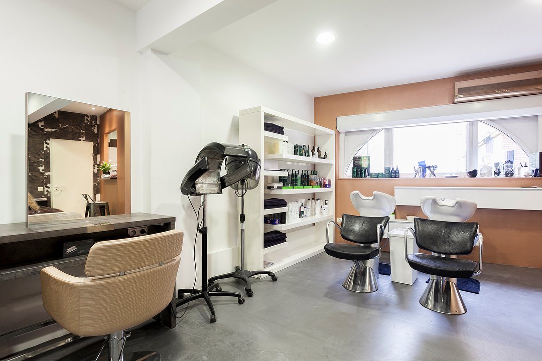 Beauty and nails by Elha Studio, Stalingrad, Brussels