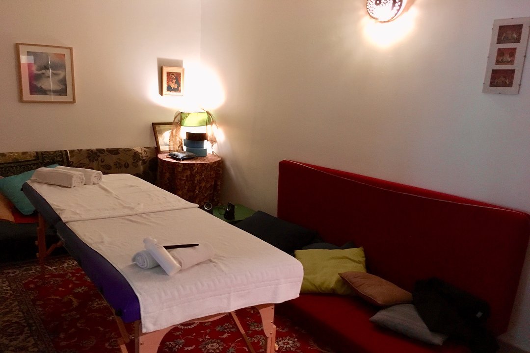Carmen - Reflexology, Goutte d'Or, Paris