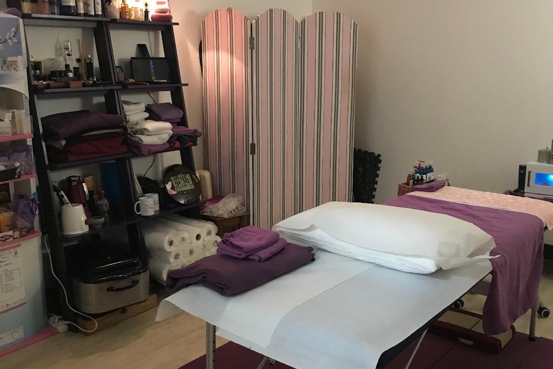 Diane Pluchet / Shiatsu Kobido, Neuilly-sur-Seine, Hauts-de-Seine