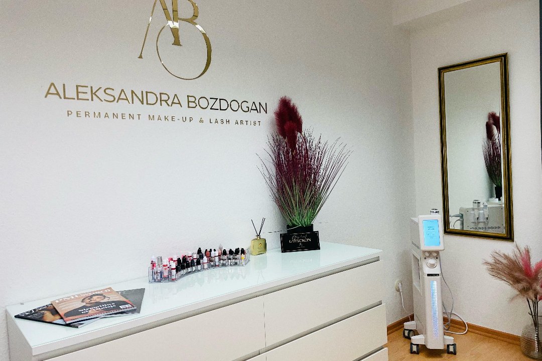 Aleksandra Bozdogan Permanent Make-up & Lash Artist, Bad Godesberg, Bonn