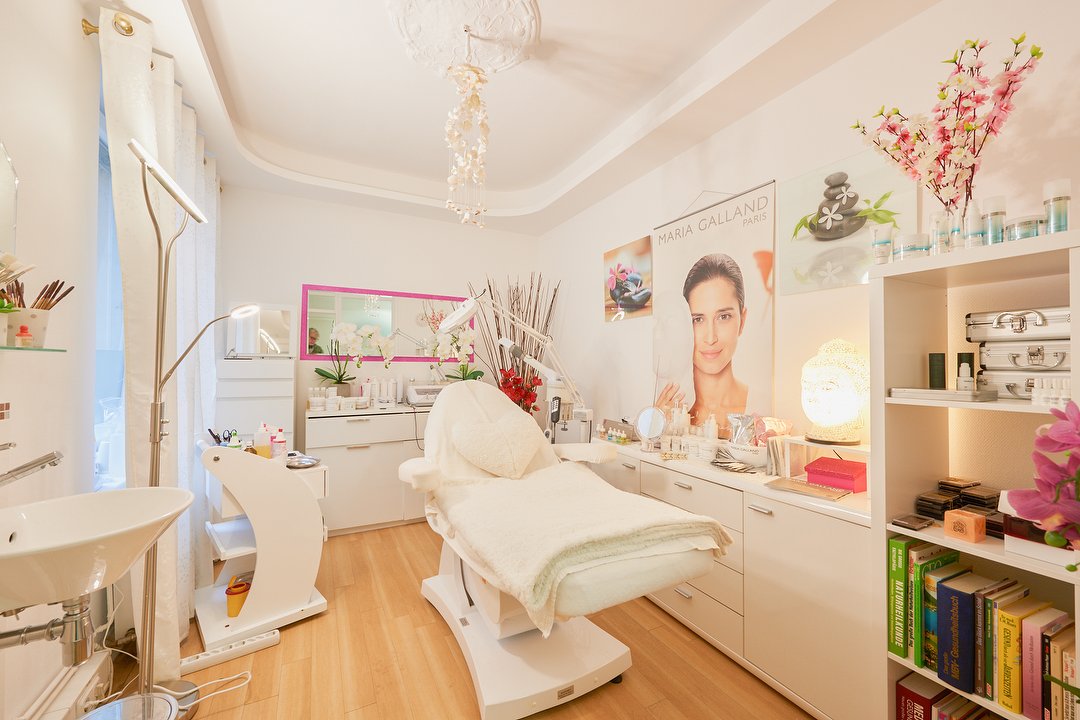 Thuy Beauty Salon Kosmetikstudio In Winterhude Hamburg Treatwell