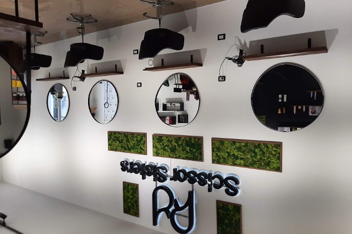 Scissor Sisters - Coiffure Lecce - Photo de galerie - OneBooking