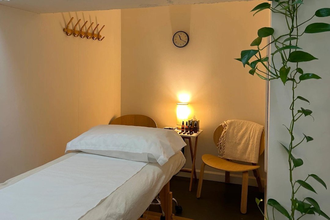 Beautiful Reiki by Bella - Hackney Central, Hackney Downs, London