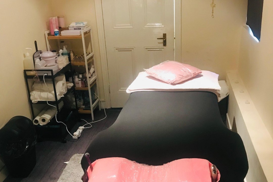 Brazilian Beauty ;Massage, nails, Lashes , Waxing,facial, 🏳️‍🌈 ), Fitzwilliam Square, Dublin