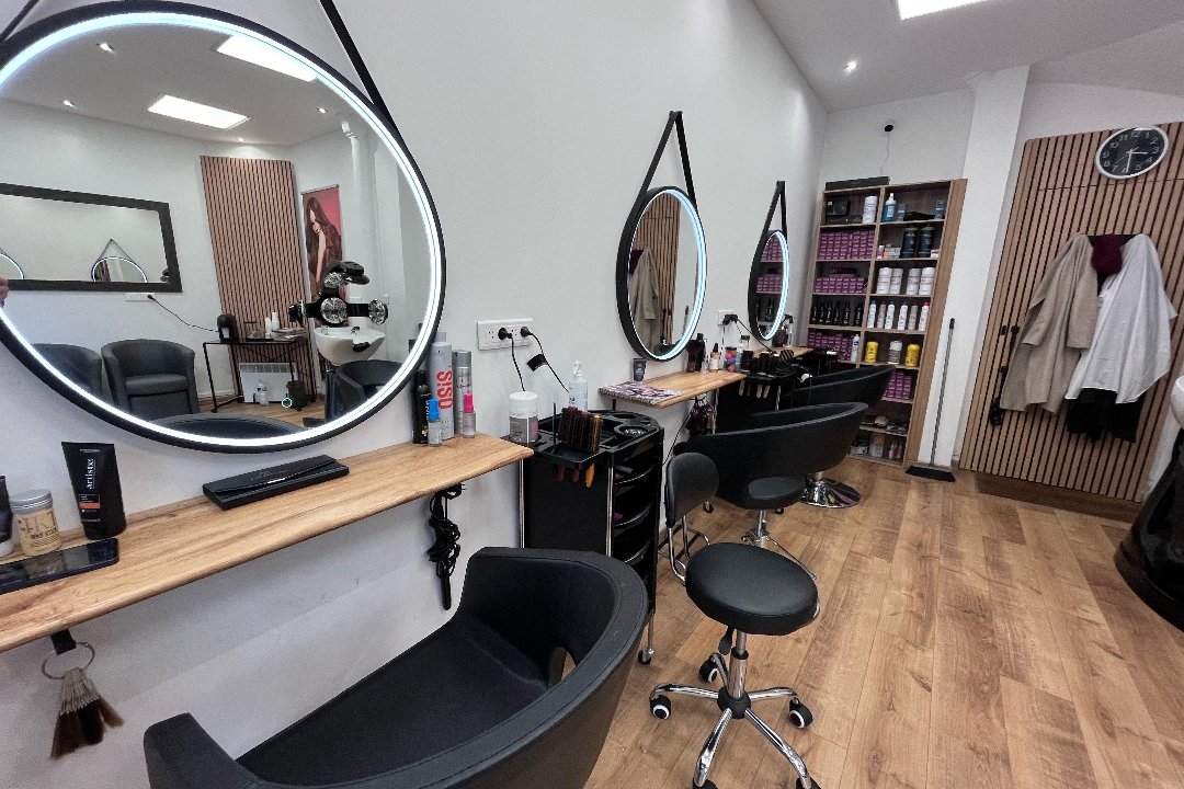 MNJ Coiffure, Clamart, Hauts-de-Seine