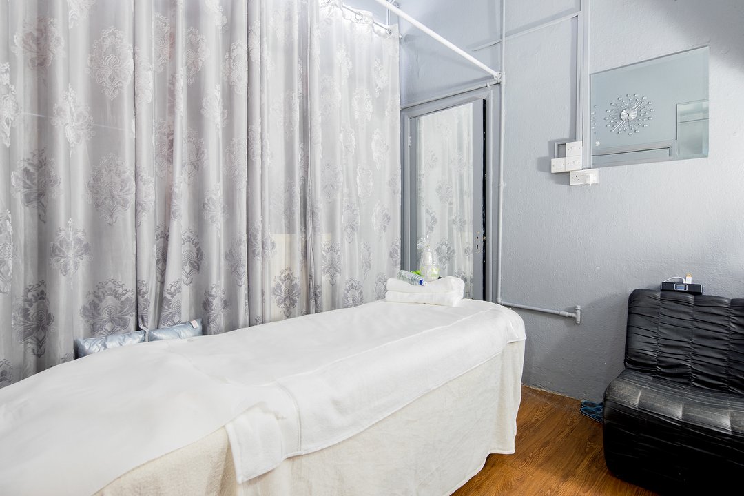 Aprils Thai Massage, East Croydon, London