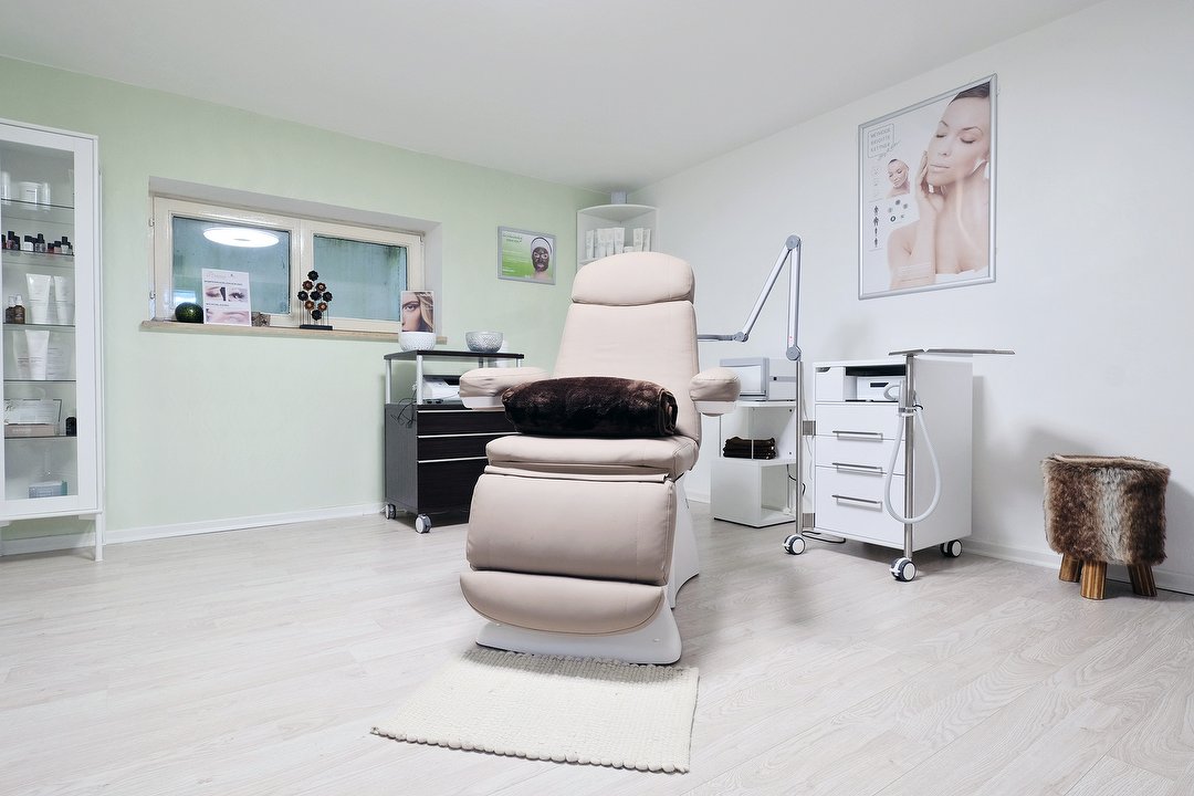 BeautYasemin, Trudering-Riem, München