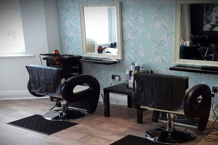 Hair & Beauty Treats  Beauty Salon in Sherwood 