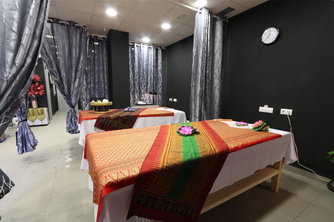 Royal Thai Massage Center Marbella, Marbella