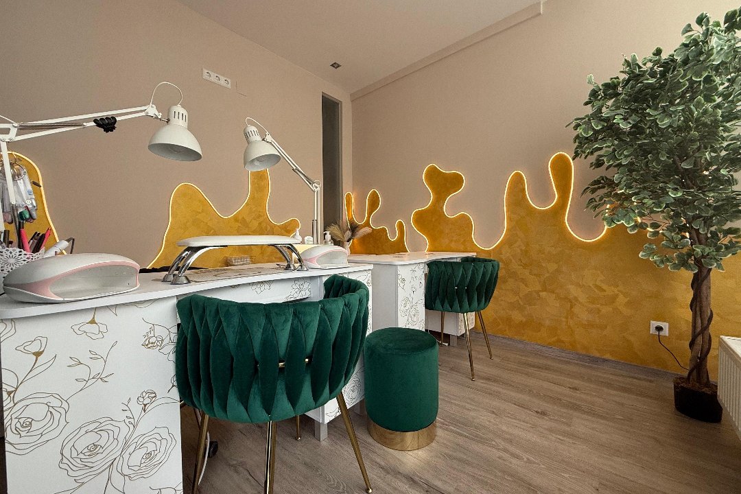 Salon de Beauté - Nägel, 23. Bezirk, Wien