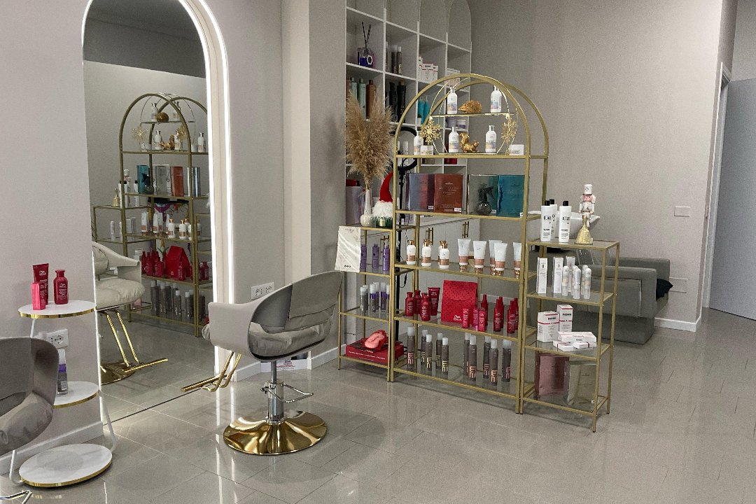 Riflessi Hair Studio, Fano, Marche