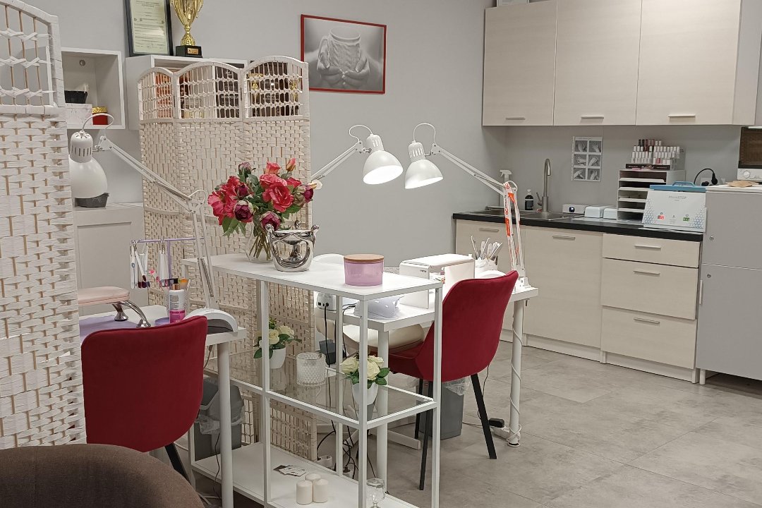 Nail stylist Juliia, Pilaite, Vilnius