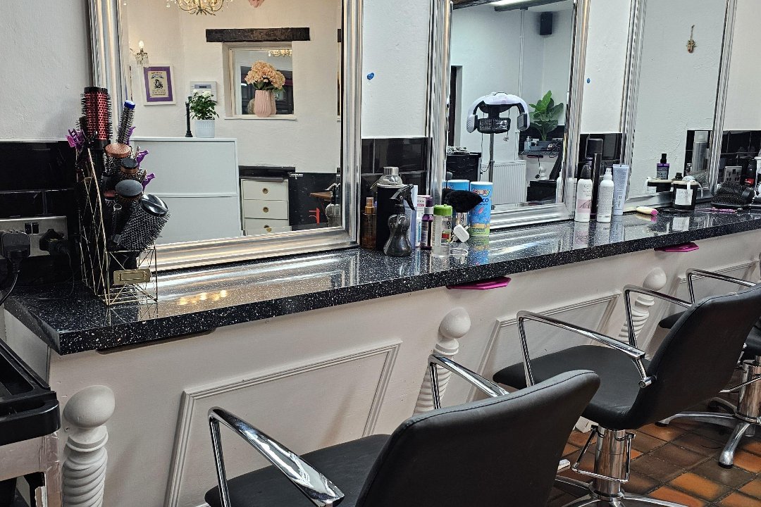 Lucia Silva Hair Services, Crawley, West Sussex