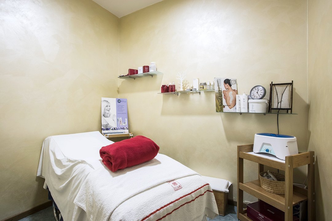 Mare Re Spa, Ostia, Roma