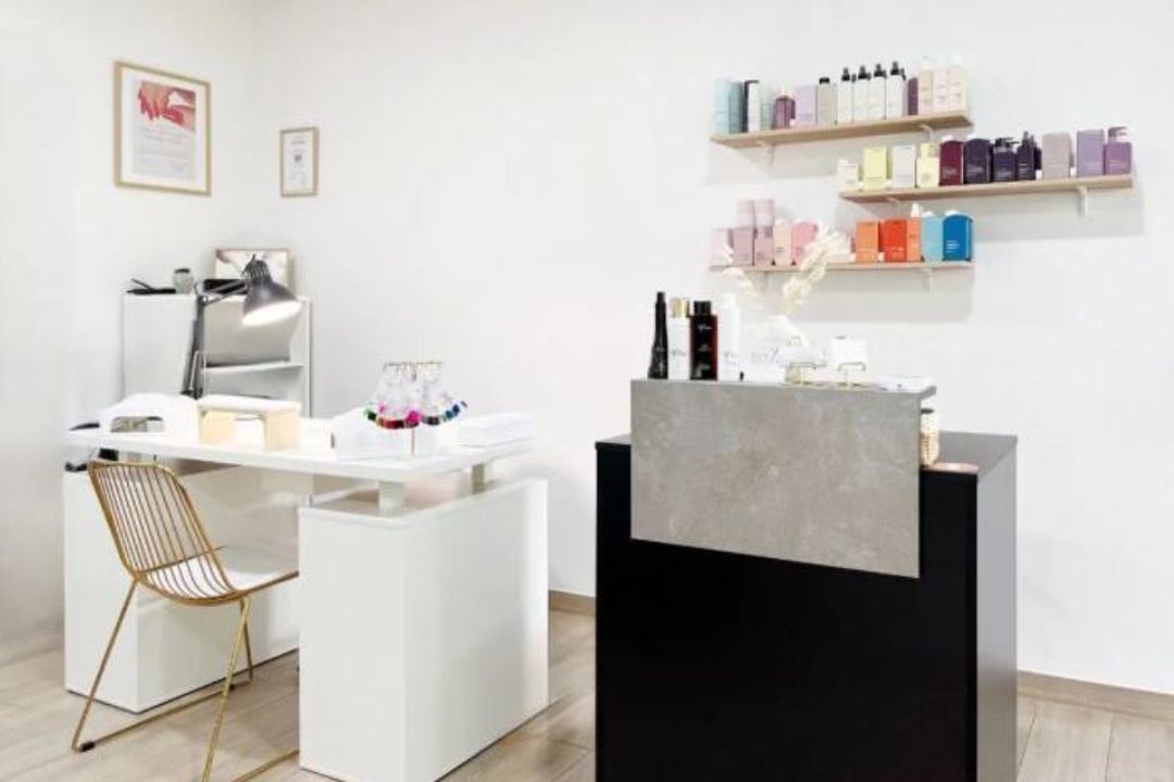 Beauty Nails by J, Kanton Waadt