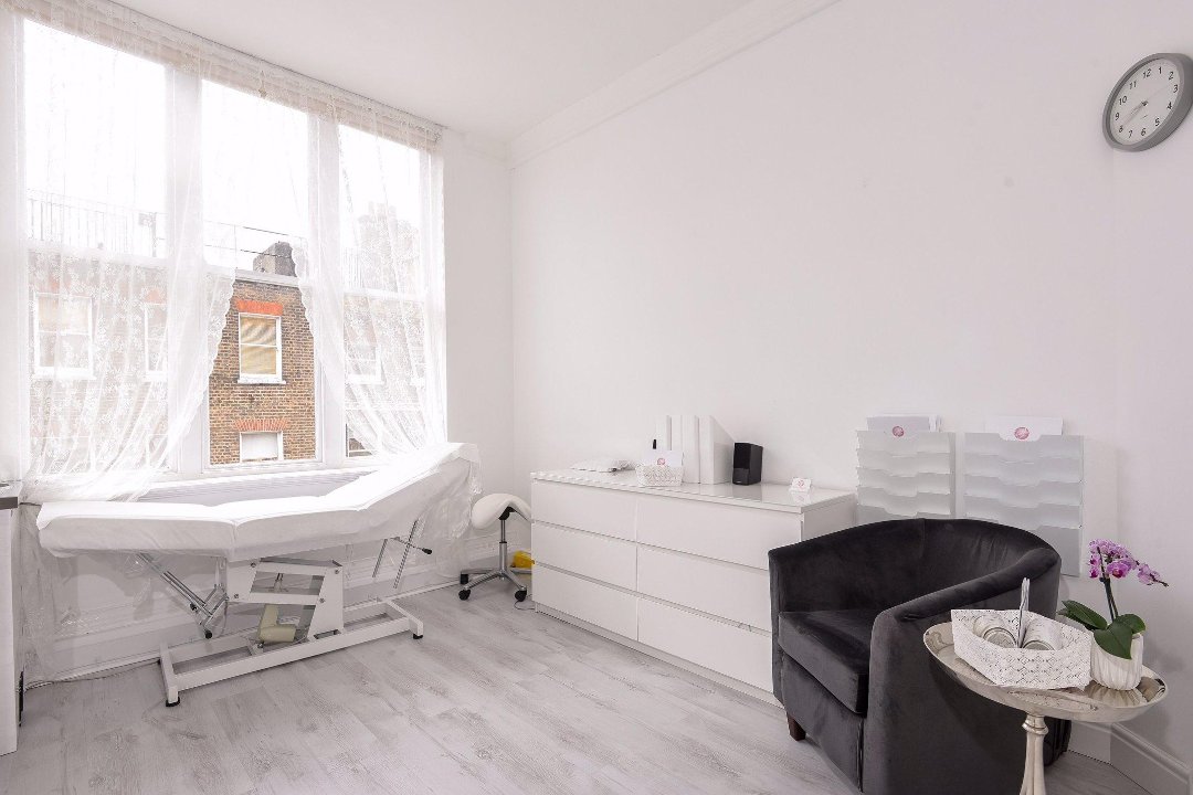 Dr Juliet | Medical Aesthetic Clinic, South Molton Street, London
