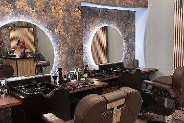 BARBER & BEAUTY Room / Beautiful Moments Dresden