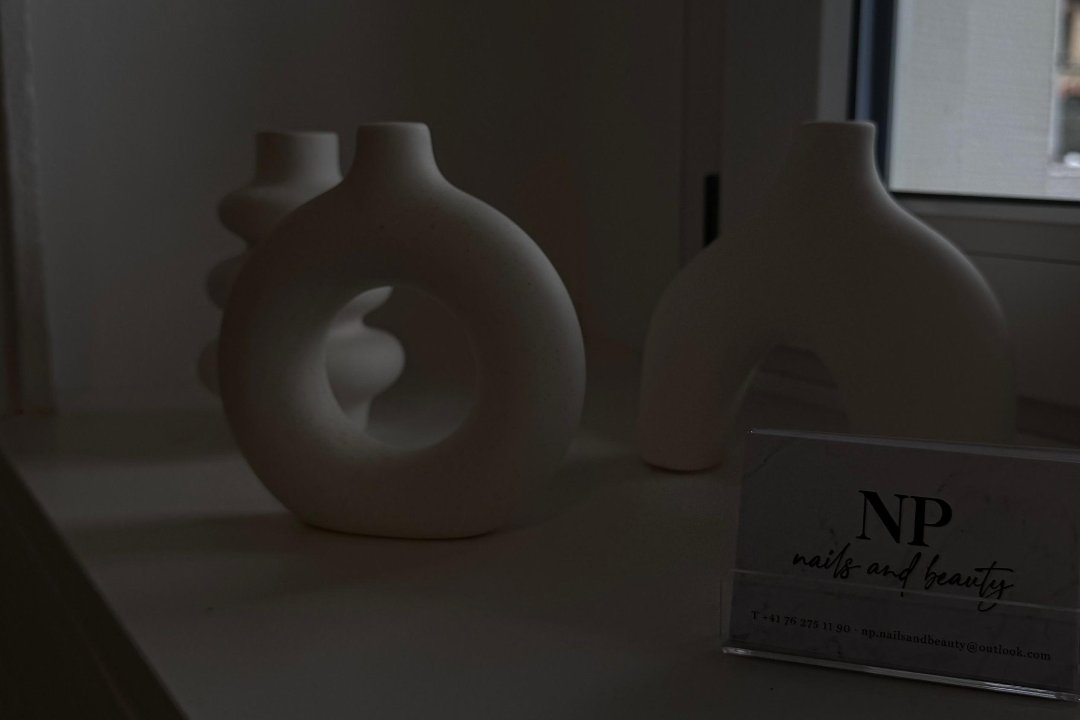 np.nailsandbeauty, Altstetten, Zürich