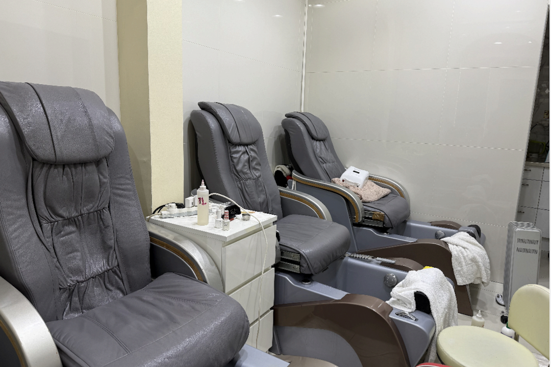 Ongles Michelle, Creuse