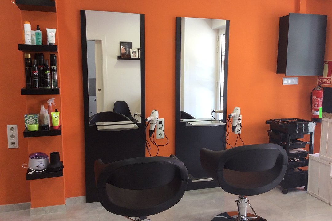Laura Beauty Salon, Gavà, Provincia de Barcelona
