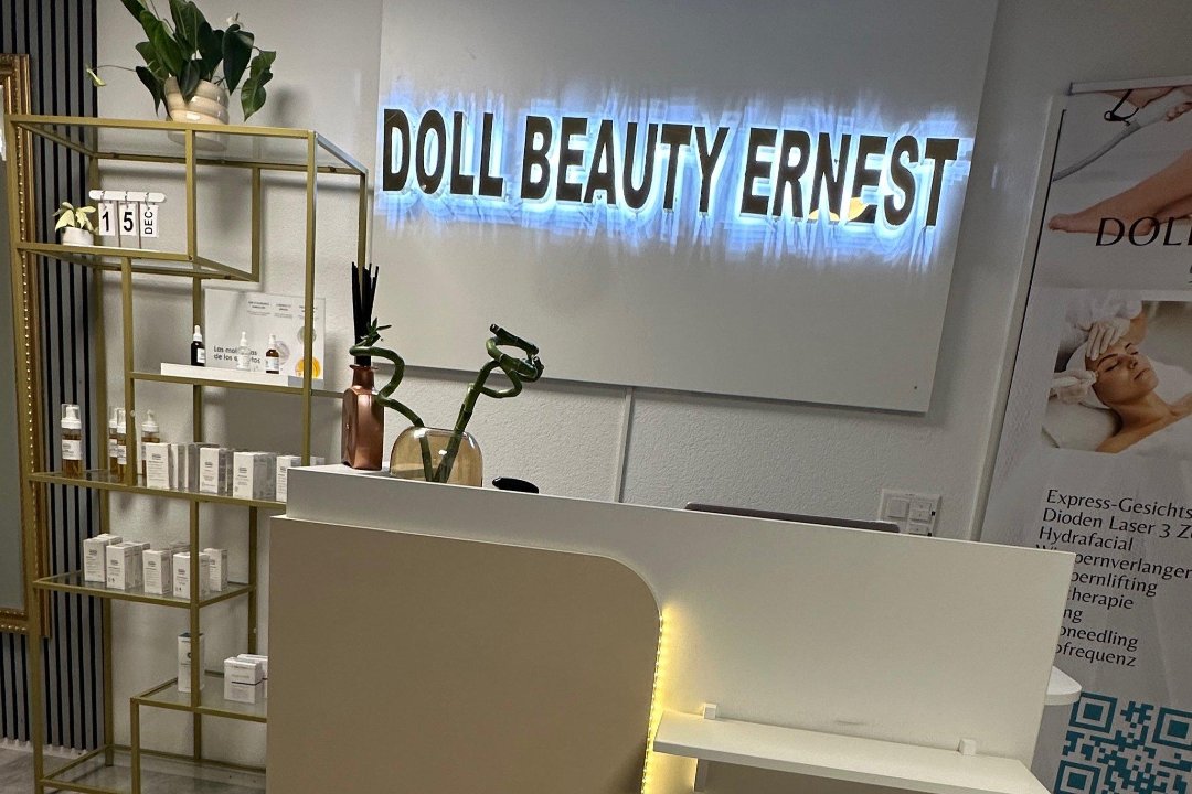 Doll Beauty Ernest, Ottikerstrasse, Zürich