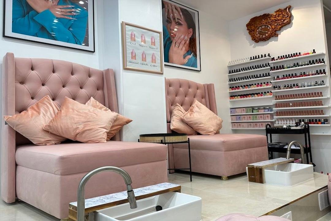 Institut Raksmi Nails, Rue de Tolbiac, Paris