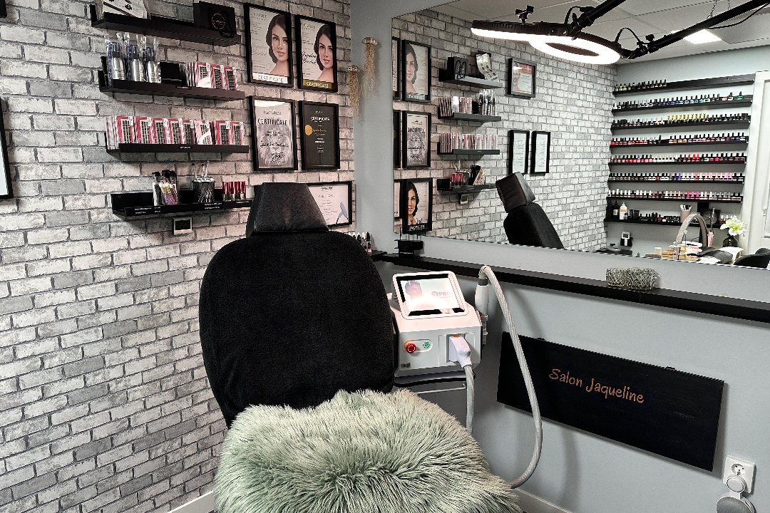 Salon Jaqueline, Hardinxveld-Giessendam, Zuid-Holland